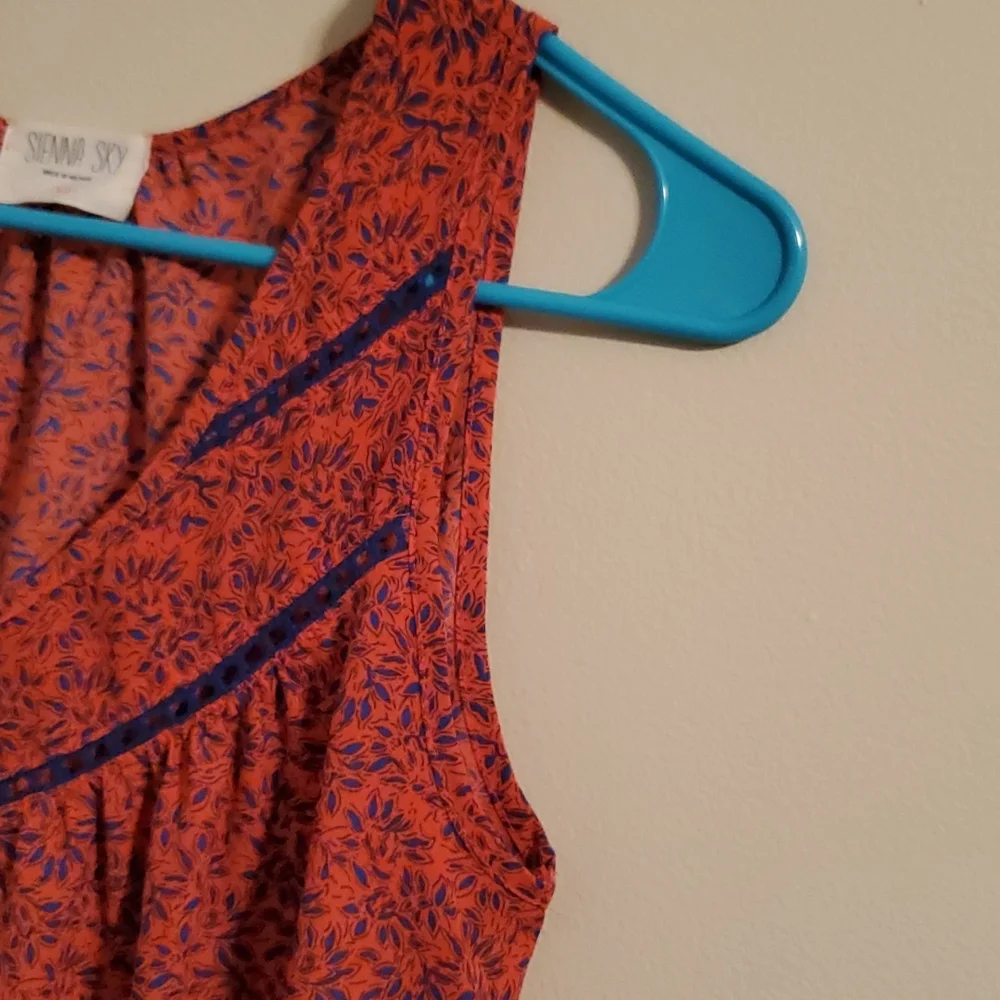 Sienna Sky brand sleeveless tank top - Picture 3 of 6